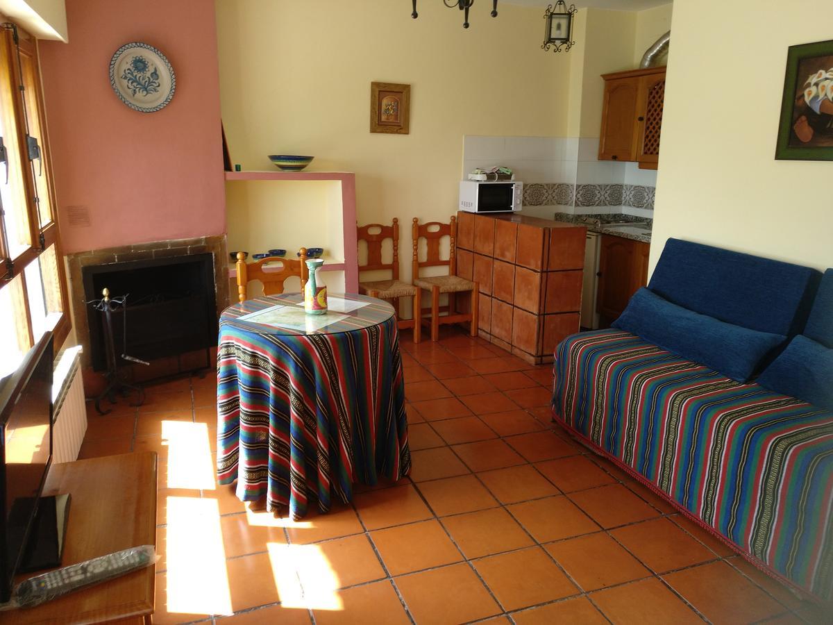 Apartamentos Turisticos Rural Los Tinaos Bubion Exterior photo